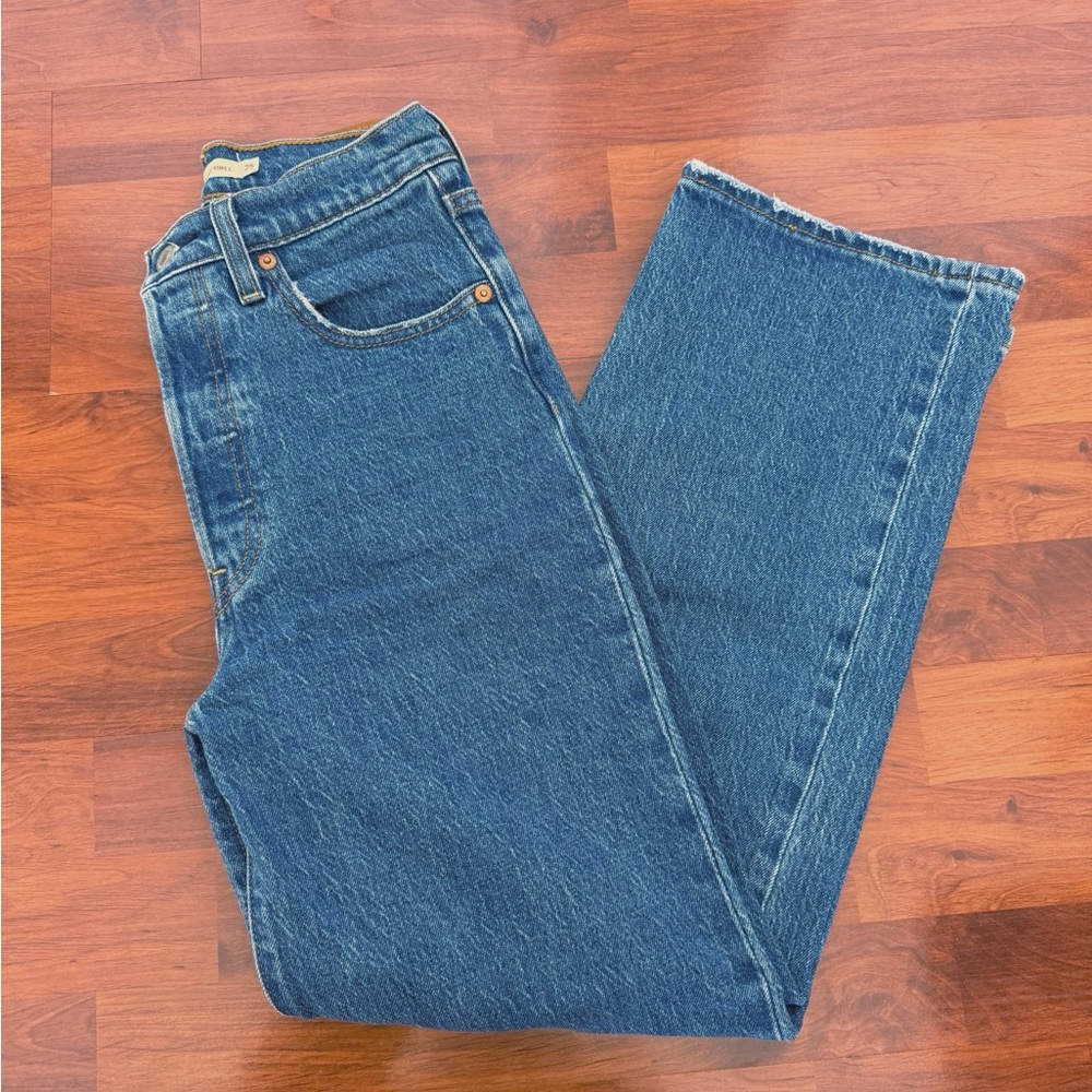 Levi's High-Rise Straight Leg Jeans in Classic Blue
